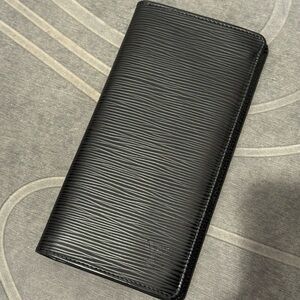 Louis Vuitton Epi Black Brazza Wallet